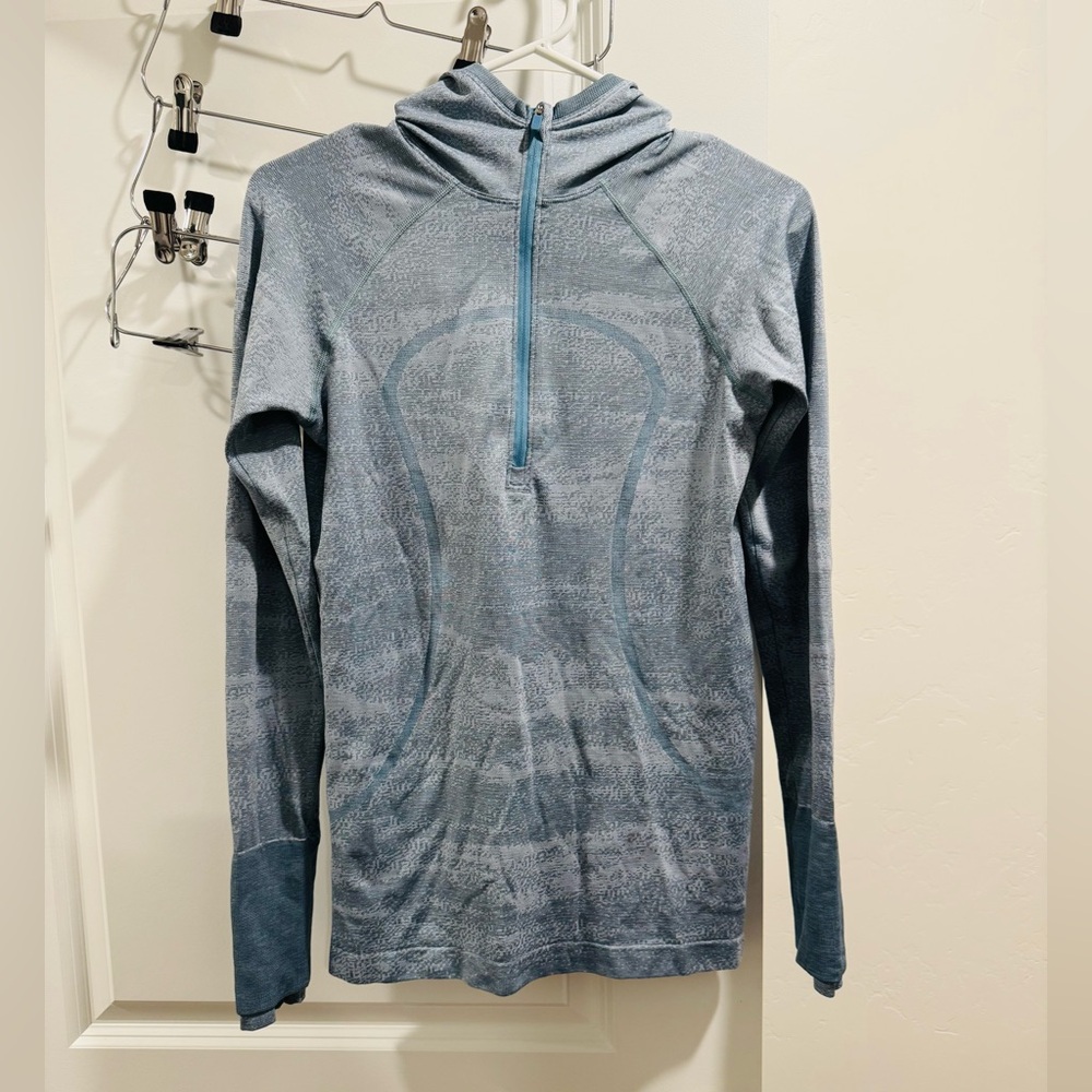 Lululemon Swift Stride light blue- size 8